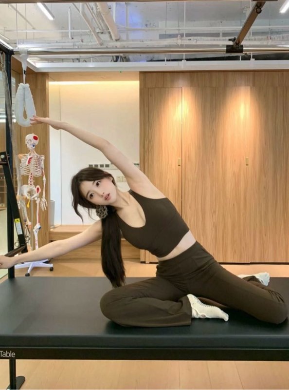 人间尤物 𝗴𝗶𝗿𝗹𝘀